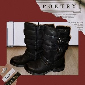 ‼️Sold‼️Roxy Snow Boots